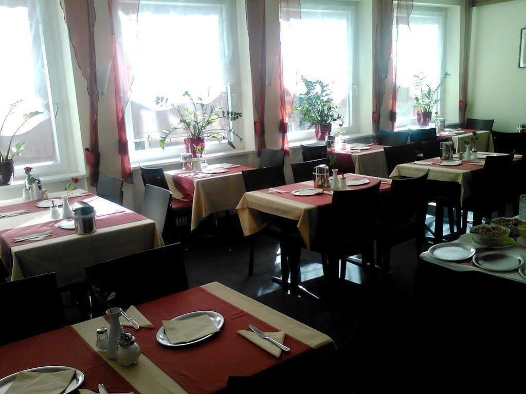 Lorenz Hotel Zentral Nuremberg ร้านอาหาร รูปภาพ